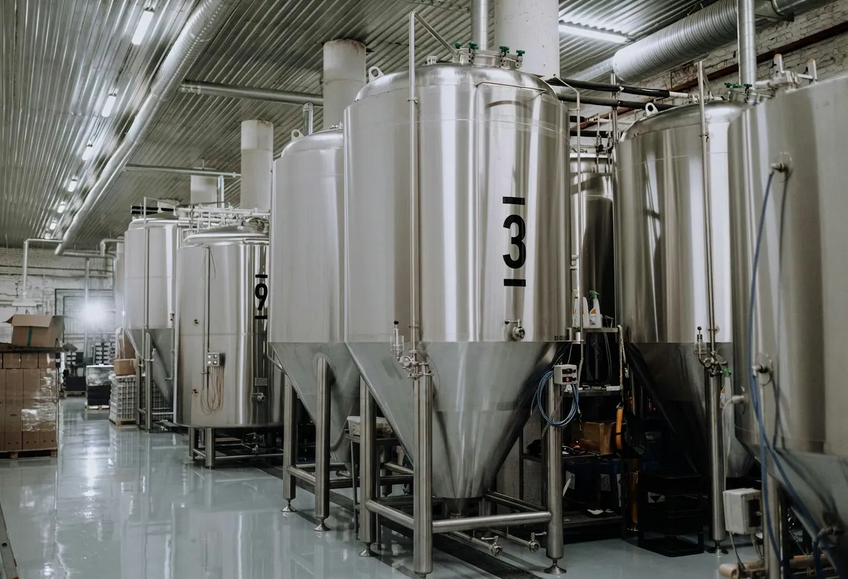 Stainless steel production tanks